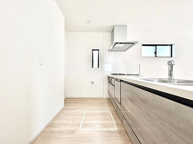 ゆとりあるキッチンではご家族と楽しくお料理ができます。