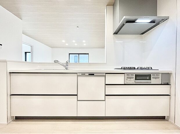 毎日使うキッチンだから、使いやすさ＆お手入れのしやすさにこだわりました。 