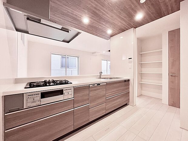 お料理を効率的に、楽しく！システムキッチン  