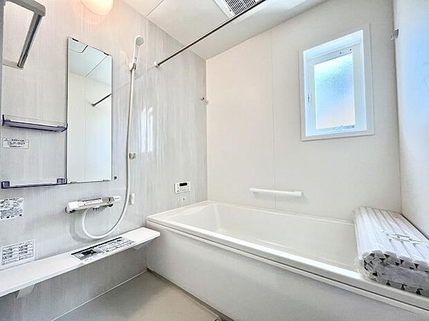 一日の疲れを癒やす大切なバスタイム。ゆっくりとお風呂を楽しんで疲れをとりたいですね！  