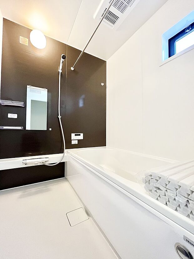 一日の疲れを癒やす大切なバスタイム。ゆっくりとお風呂を楽しんで疲れをとりたいですね！  