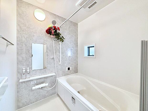 一日の疲れを癒やす大切なバスタイム。ゆっくりとお風呂を楽しんで疲れをとりたいですね!