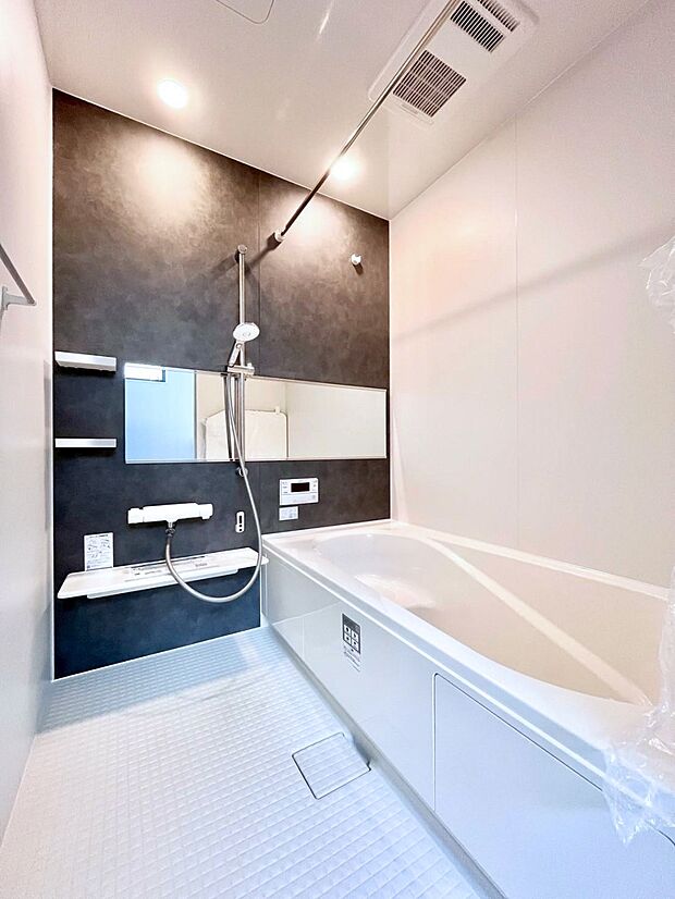 一日の疲れを癒やす大切なバスタイム。ゆっくりとお風呂を楽しんで疲れをとりたいですね！  