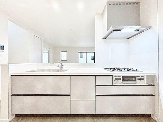 毎日使うキッチンだから、使いやすさ＆お手入れのしやすさにこだわりました。 