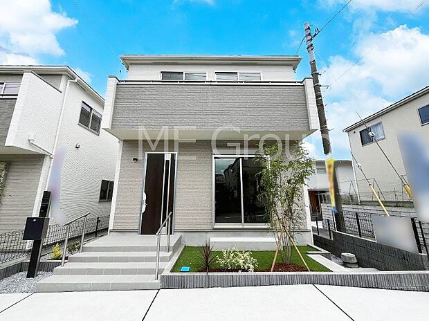 たっぷりの陽光と心地よい風が舞い込む住まい