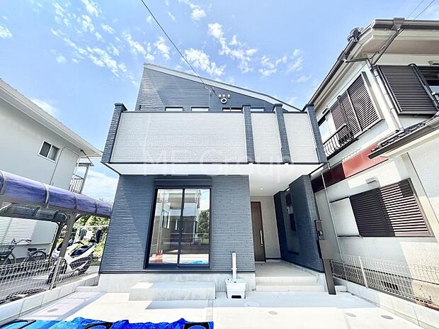 暮らしやすさと居心地の良さにこだわったシンプルで飽きのこないデザイン !