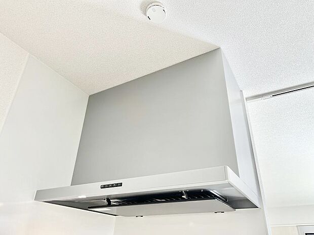 【レンジフード】基本的なお手入れはフィルターのみ！お手入れのしやすさも魅力です。