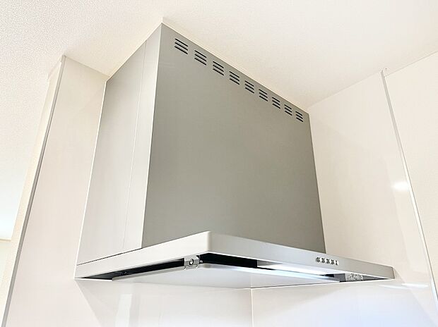 【レンジフード】基本的なお手入れはフィルターのみ!お手入れのしやすさも魅力です。