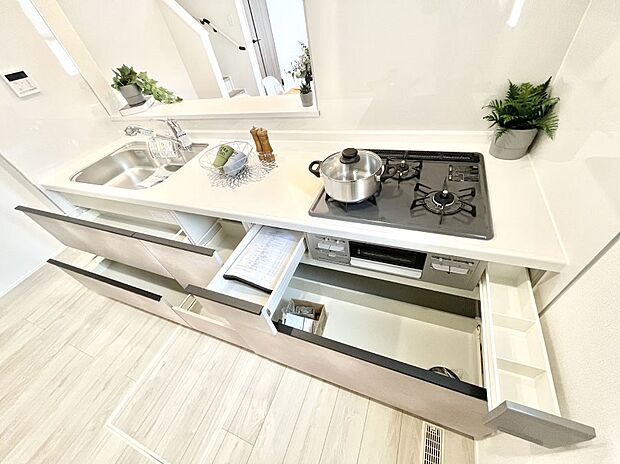 【スライド収納】使いやすさを優先したスライド式収納タイプ!