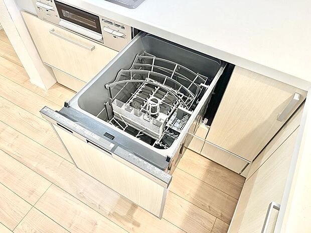 【食洗機】面倒なお片づけは食洗機にお任せ!家事の負担が減って、時間にも気持ちにもゆとりができます。