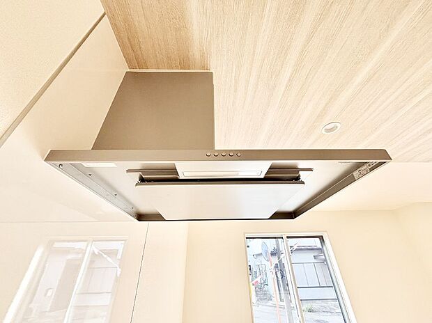 【レンジフード】基本的なお手入れはフィルターのみ!お手入れのしやすさも魅力です。