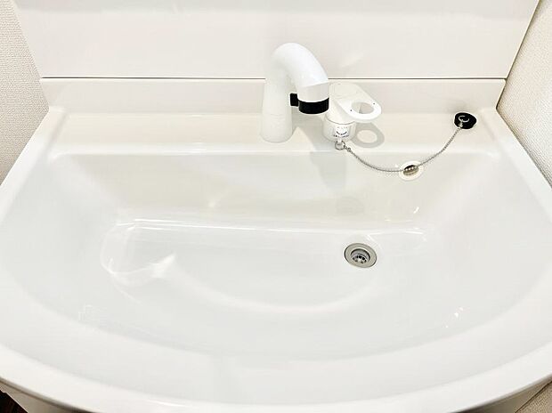 【ハンドシャワー水栓】ハンドシャワー付き！使いやすい洗面台。