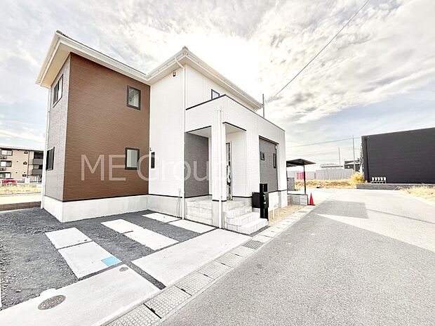 【現地外観写真】溢れる陽光でご家族の笑顔も輝く