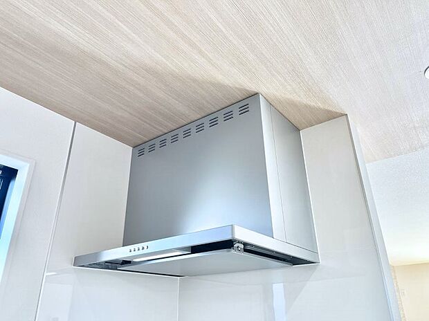 【レンジフード】基本的なお手入れはフィルターのみ！お手入れのしやすさも魅力です。