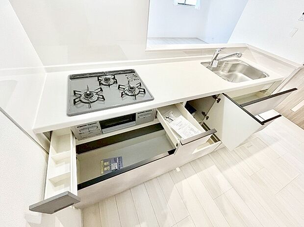 【スライド収納】使いやすさを優先したスライド式収納タイプ！