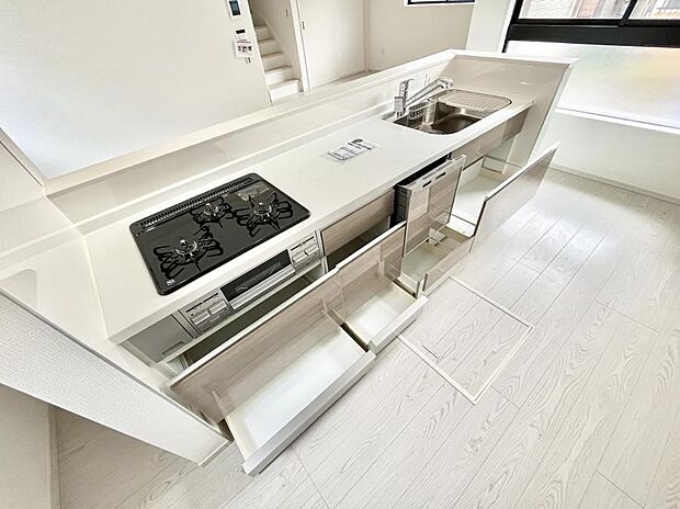 【スライド収納】使いやすさを優先したスライド式収納タイプ!