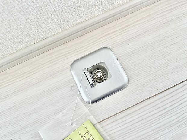 【ガスコンセント】ガスコンセントがあれば足元からすぐに温まるガスファンヒーターを設置できます！  