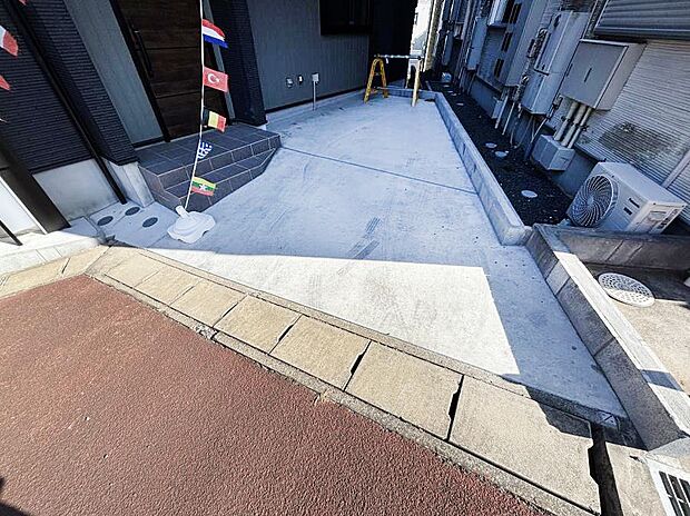 【駐車場】生活に欠かせない駐車スペース。