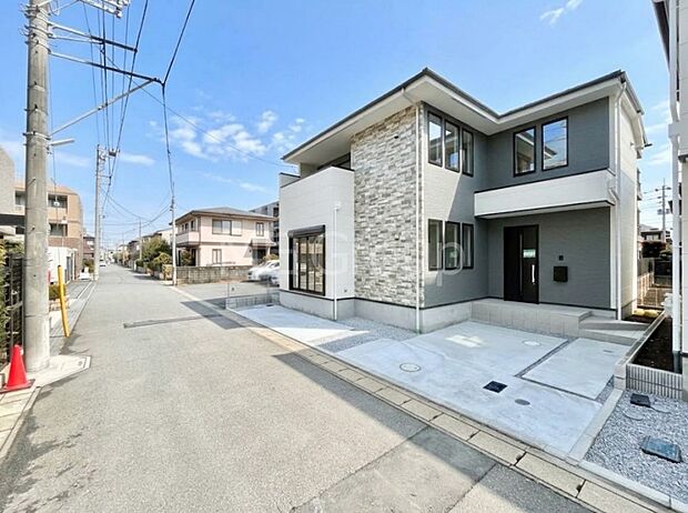 【前面道路含む現地写真】堂々完成!! ここから始まる新生活を応援いたします!