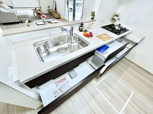 【スライド収納】使いやすさを優先したスライド式収納タイプ!