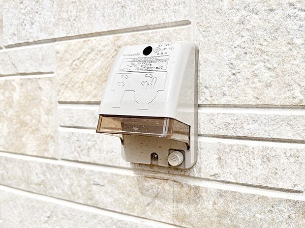 【その他現地】お掃除などに便利な外コンセント