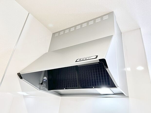 【レンジフード】基本的なお手入れはフィルターのみ!お手入れのしやすさも魅力です。