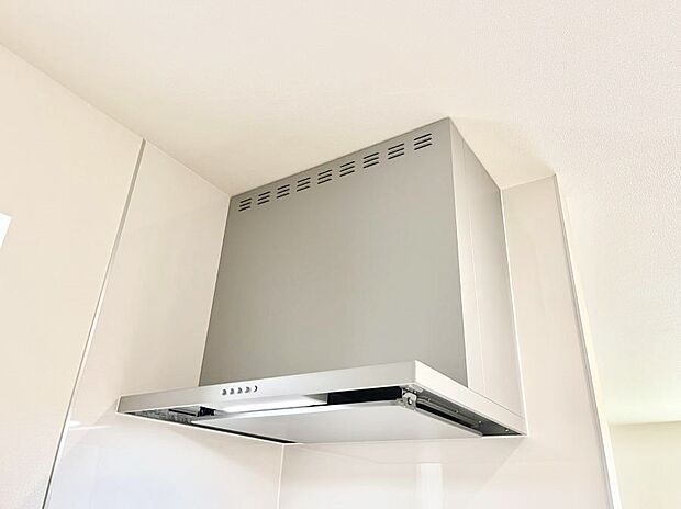 【レンジフード】基本的なお手入れはフィルターのみ!お手入れのしやすさも魅力です。
