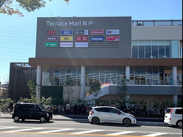 テラスモール松戸(約700m)