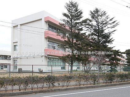 白井市立南山中学校 590m(8分)