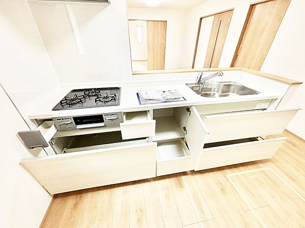 【スライド収納】使いやすさを優先したスライド式収納タイプ!