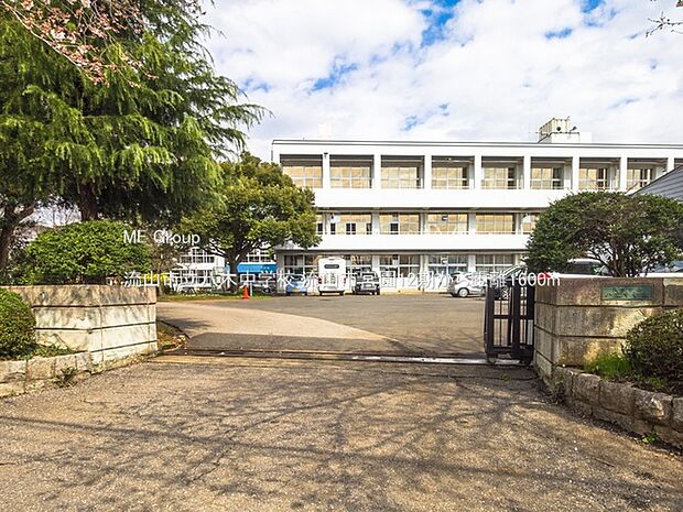 流山市立八木中学校（約1,600m）