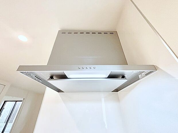 【レンジフード】基本的なお手入れはフィルターのみ！お手入れのしやすさも魅力です。