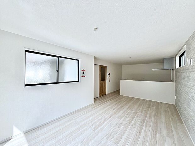 【ダイニング】家族が自然と集まる憩いのスペースになりそう  