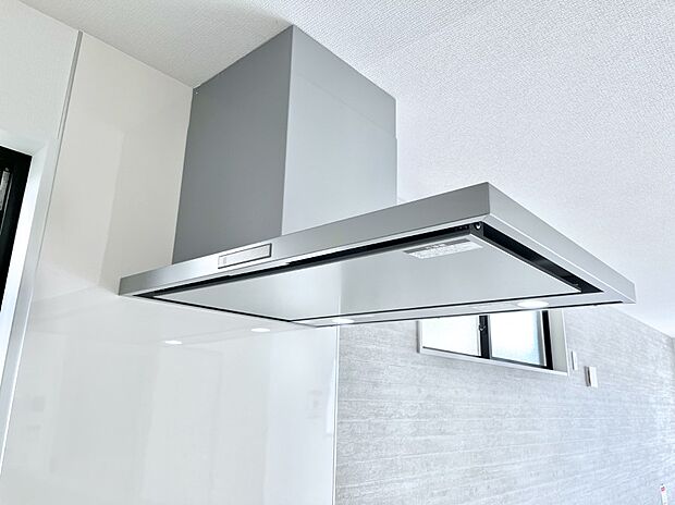 【レンジフード】基本的なお手入れはフィルターのみ！お手入れのしやすさも魅力です。