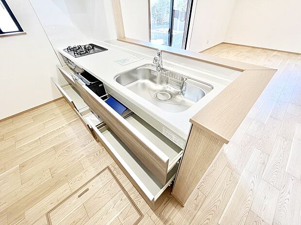 【スライド収納】使いやすさを優先したスライド式収納タイプ!