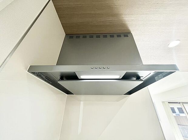 【レンジフード】基本的なお手入れはフィルターのみ！お手入れのしやすさも魅力です。