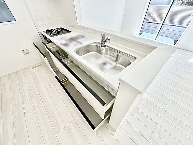 【スライド収納】使いやすさを優先したスライド式収納タイプ！