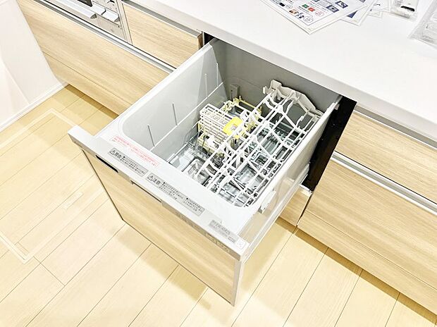 【食洗機】面倒なお片づけは食洗機にお任せ！家事の負担が減って、時間にも気持ちにもゆとりができます。