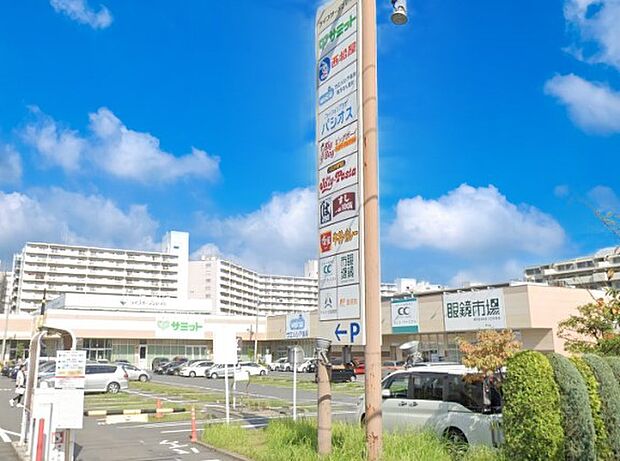 サミットストア ライフガーデン浦安富岡店（約900m・徒歩12分）