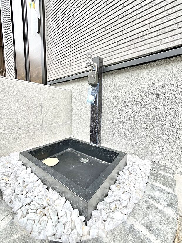 【その他現地】ガーデニングやお掃除に便利な外水栓
