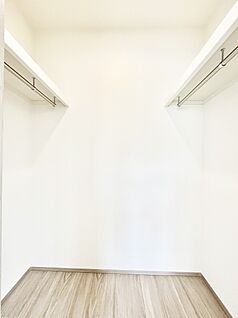 ウォークインクローゼット
