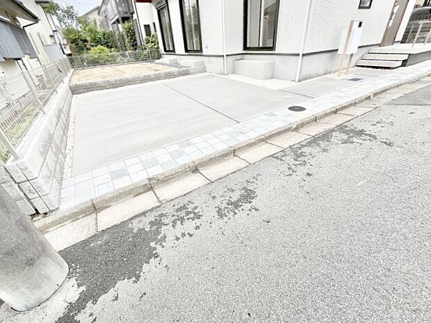 【駐車場】生活に欠かせない駐車スペース。