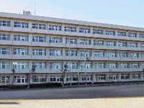 鎌ケ谷市立第五中学校（約2,300m）