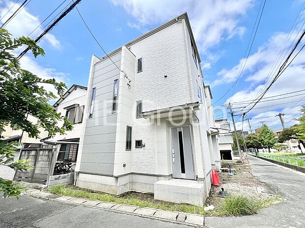 【現地外観写真】早く帰りたくなるマイホーム