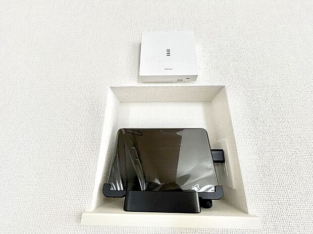 【その他内観】インターホンや家電操作など、豊富な機能でくらしを便利にする多機能タブレット