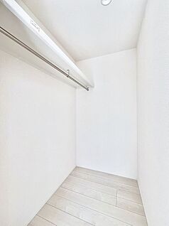 ウォークインクローゼット