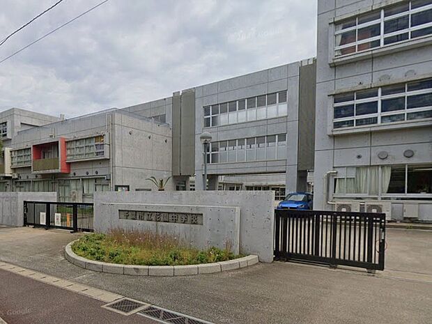 千葉市立花園中学校（約1,800m・徒歩23分）