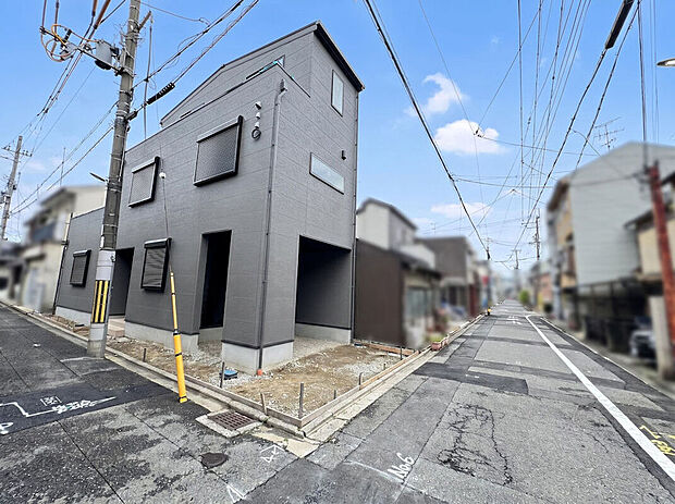 【完成イメージ】完成イメージ(※掲載の外観完成予想CGは、図面を基に描き起こしたもので実際とは異なる場合があります。)