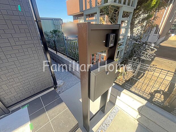 【TVモニター付きインターホン】TVモニター付きインターホン　来訪者が一目で分かります。