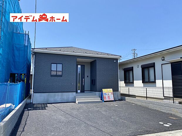 ●○●○1号棟外観写真○●○●
平日の案内も可能です♪
お気軽にお問い合わせください!